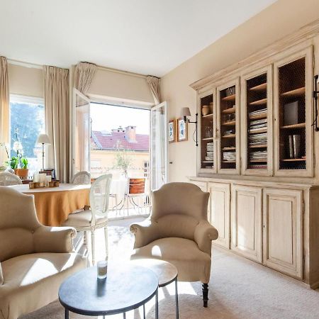 Nice Apartment In Menton With Balcony Terrace Exterior photo